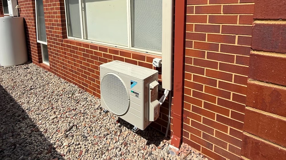 SUBURBAN SPLITS AIR CONDITIONING